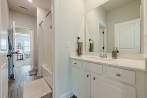  Photo 45