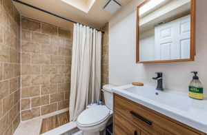 Primary Bathroom 1a