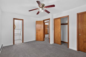  Photo 31