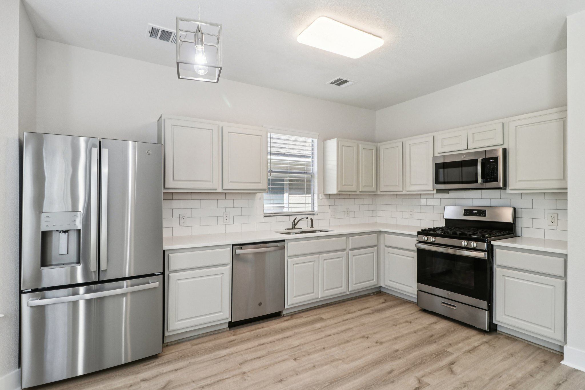 Silver Creek-S0611-011.jpg