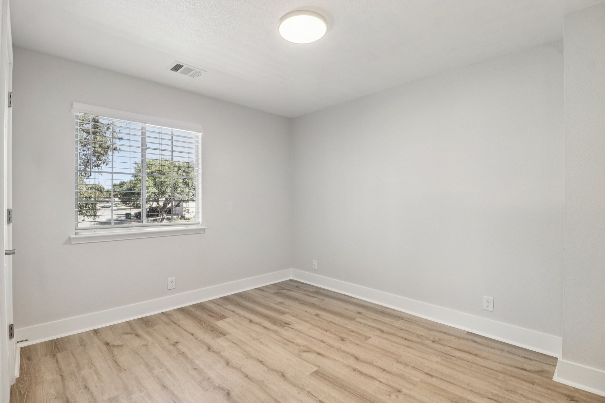 Silver Creek-S0611-021.jpg