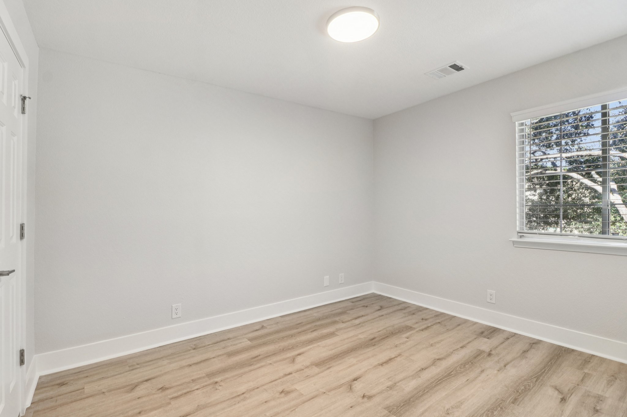 Silver Creek-S0611-025.jpg