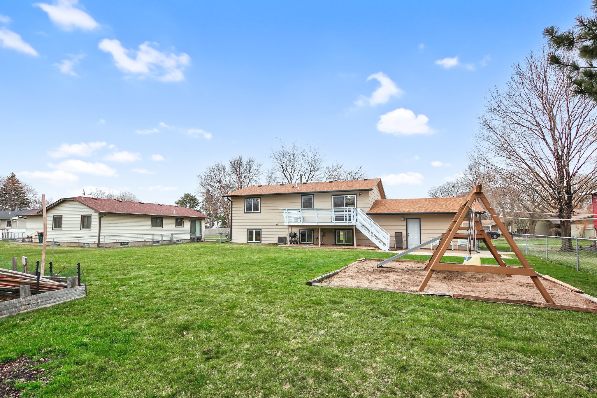 2361 112th Ln NW, Coon Rapids Mint Real Estate Photography