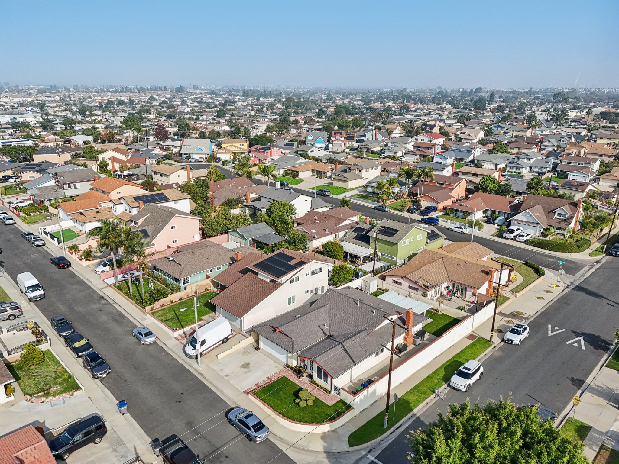 Atmore Ave-S1812-046.jpg