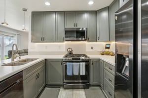 Atmore Ave-S1812-016.jpg