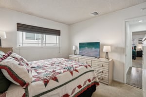 Atmore Ave-S1812-023.jpg