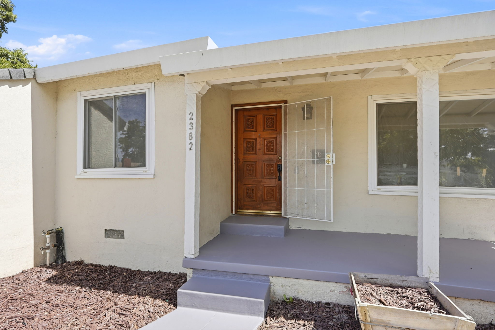 004_F8_2362 Princeton Ave