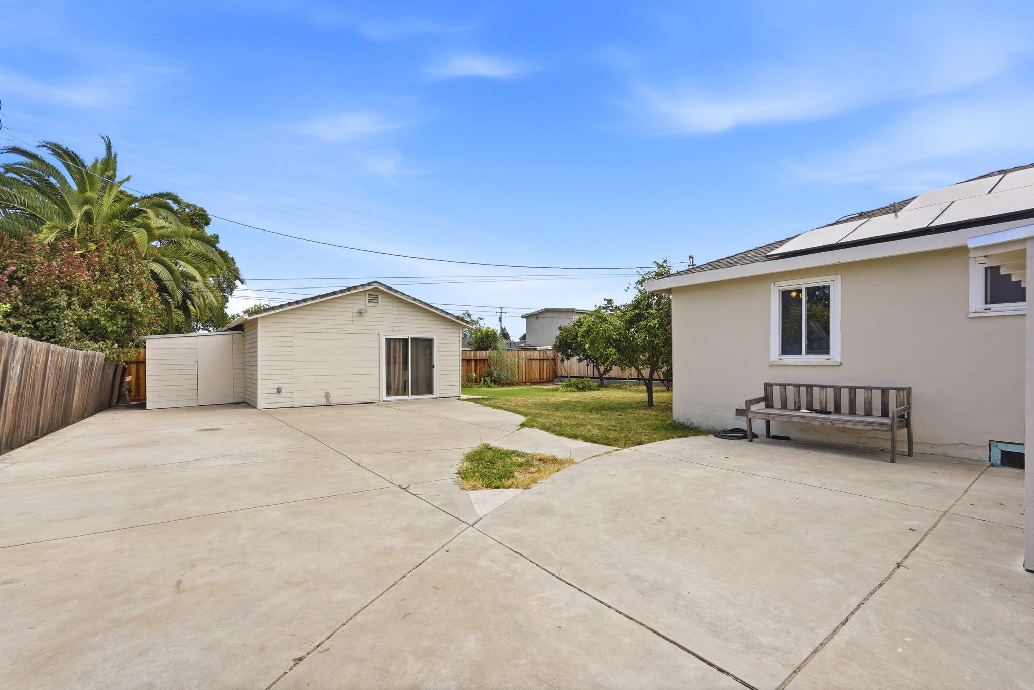 043_F8_2362 Princeton Ave
