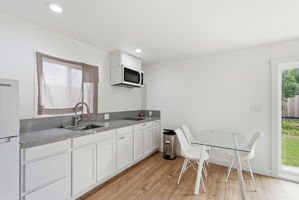 017_F8_2362 Princeton Ave