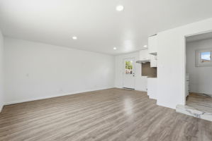 026_F8_2362 Princeton Ave