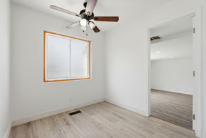 030_F8_2362 Princeton Ave