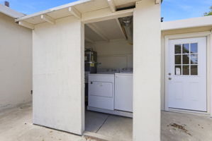 036_F8_2362 Princeton Ave