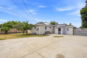041_F8_2362 Princeton Ave