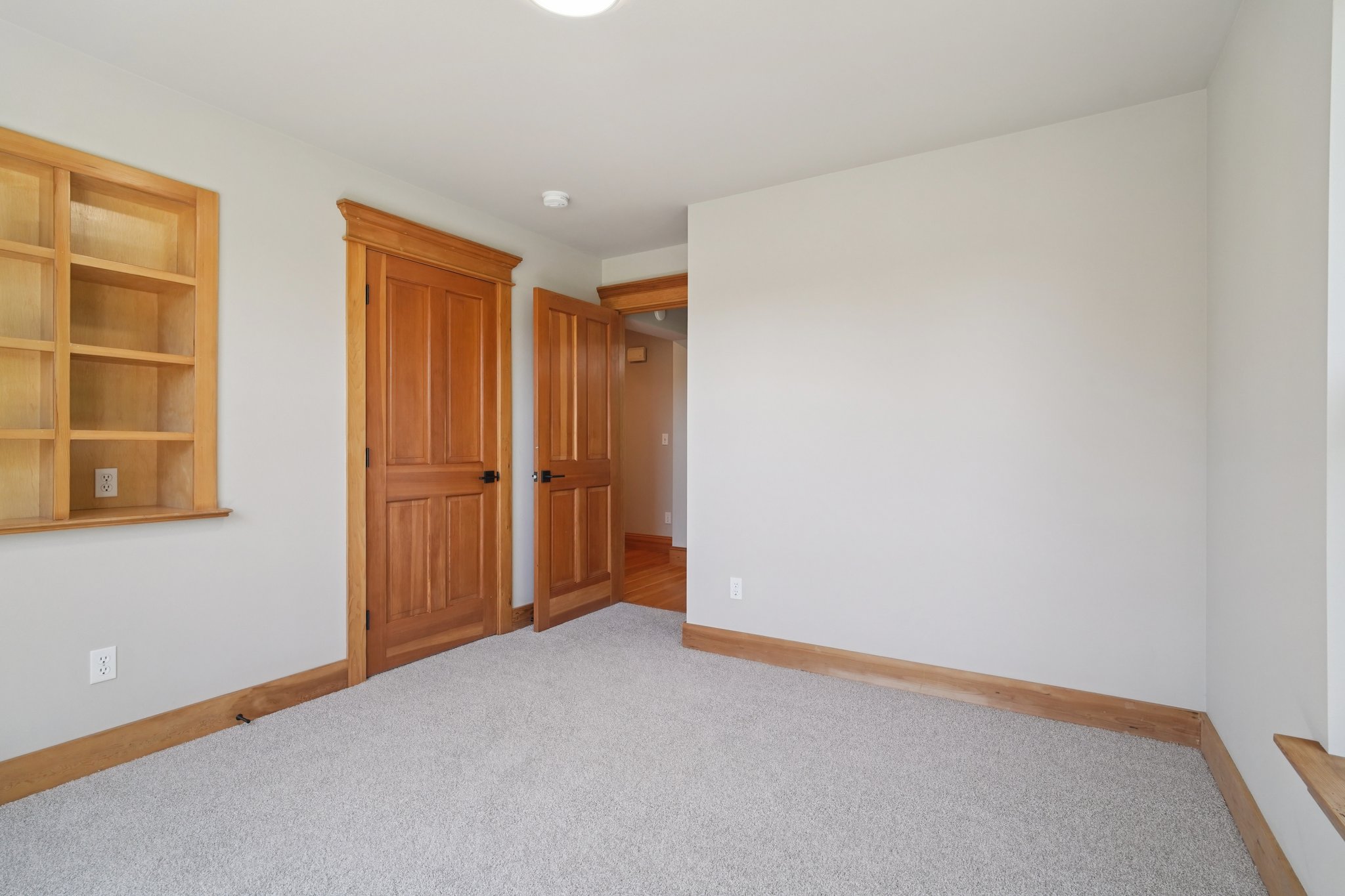 20th Ave W-S3006-036.jpg