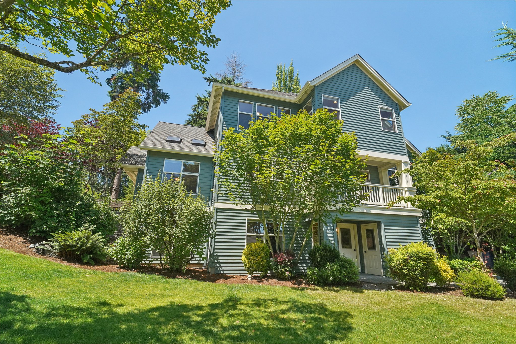 20th Ave W-S3006-056.jpg