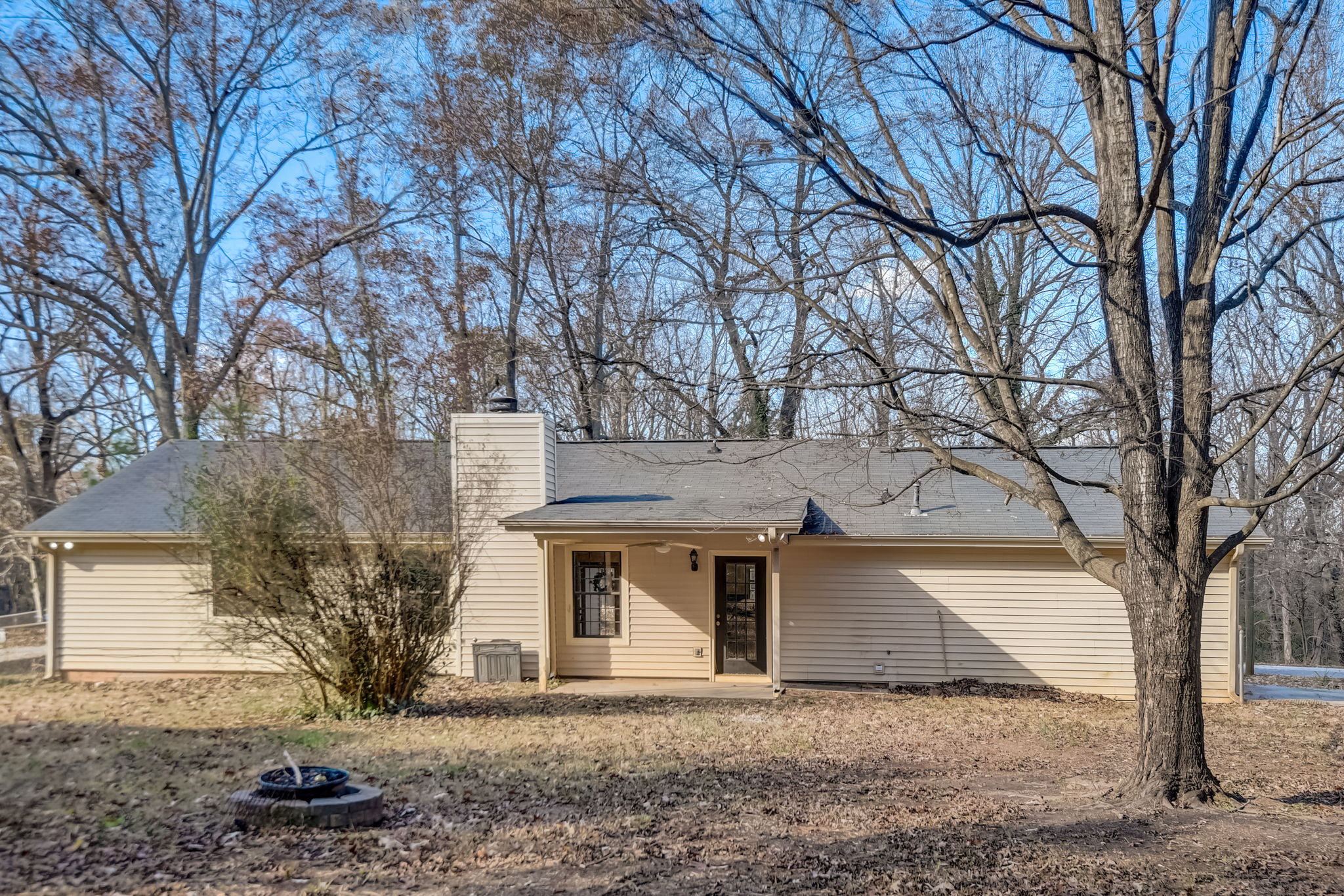 Robin Ridge Dr SE-025