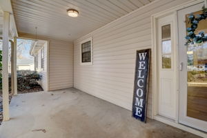 Robin Ridge Dr SE-004