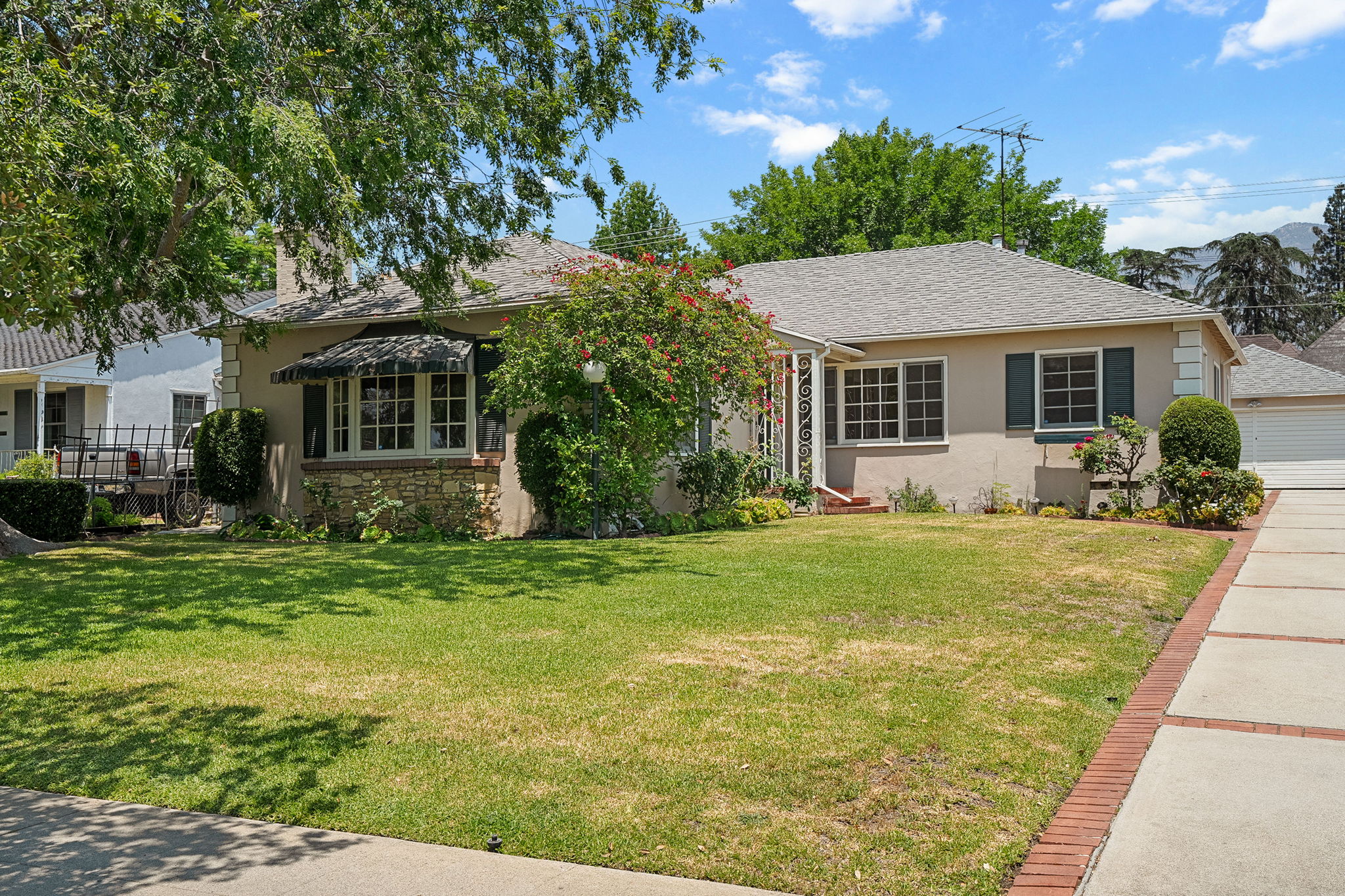 2365 Las Lunas Street-2
