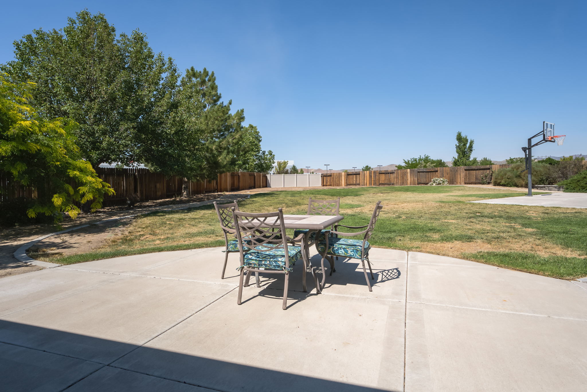 2366 Ruddy Way, Sparks, NV 89441, USA Photo 37