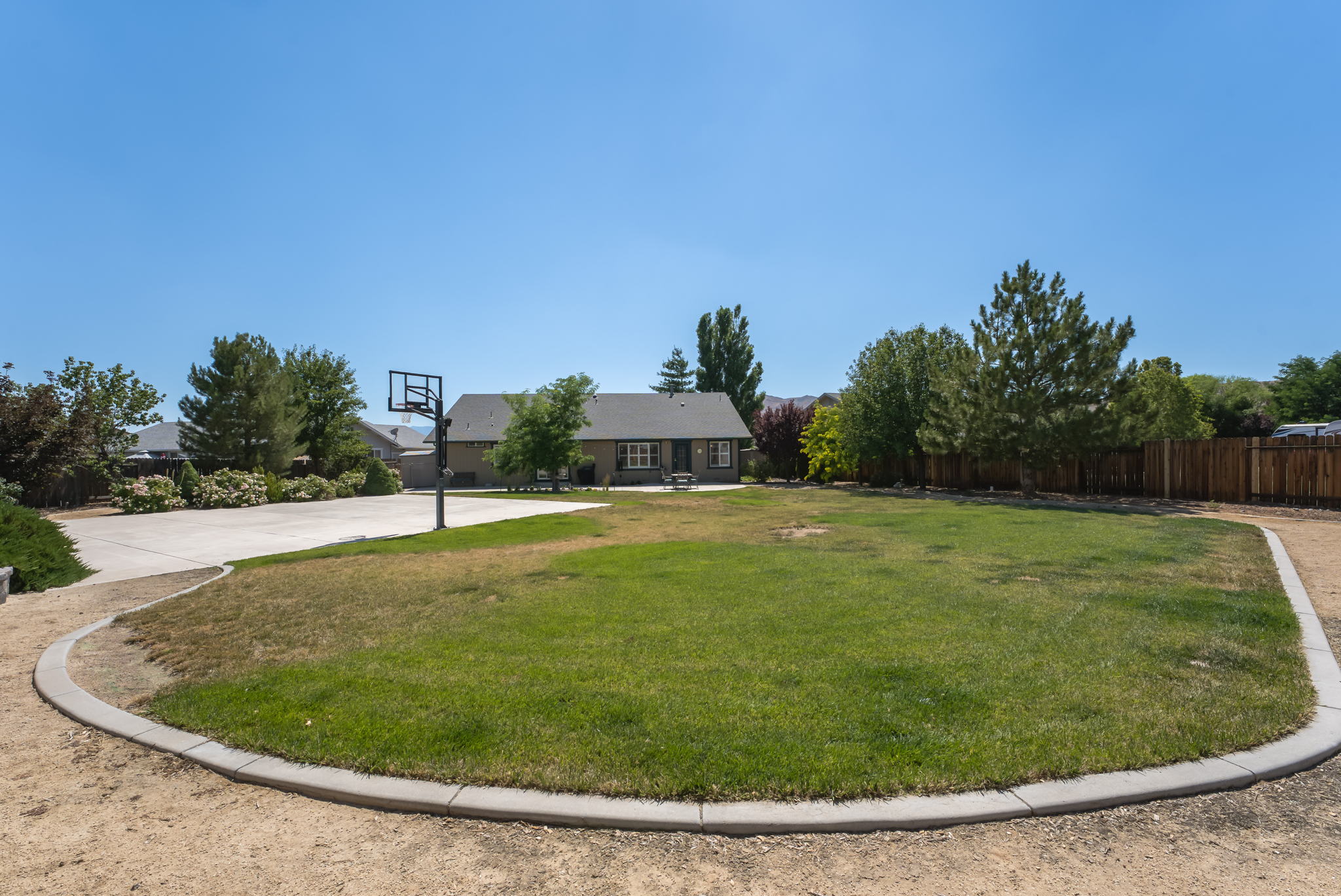 2366 Ruddy Way, Sparks, NV 89441, USA Photo 40