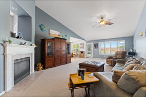 2366 Ruddy Way, Sparks, NV 89441, USA Photo 9