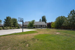 2366 Ruddy Way, Sparks, NV 89441, USA Photo 40