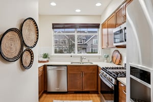 NE Park Dr-S1112-010.jpg