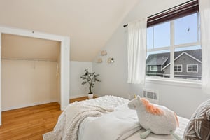 NE Park Dr-S1112-019.jpg