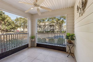 Screened-in Porch