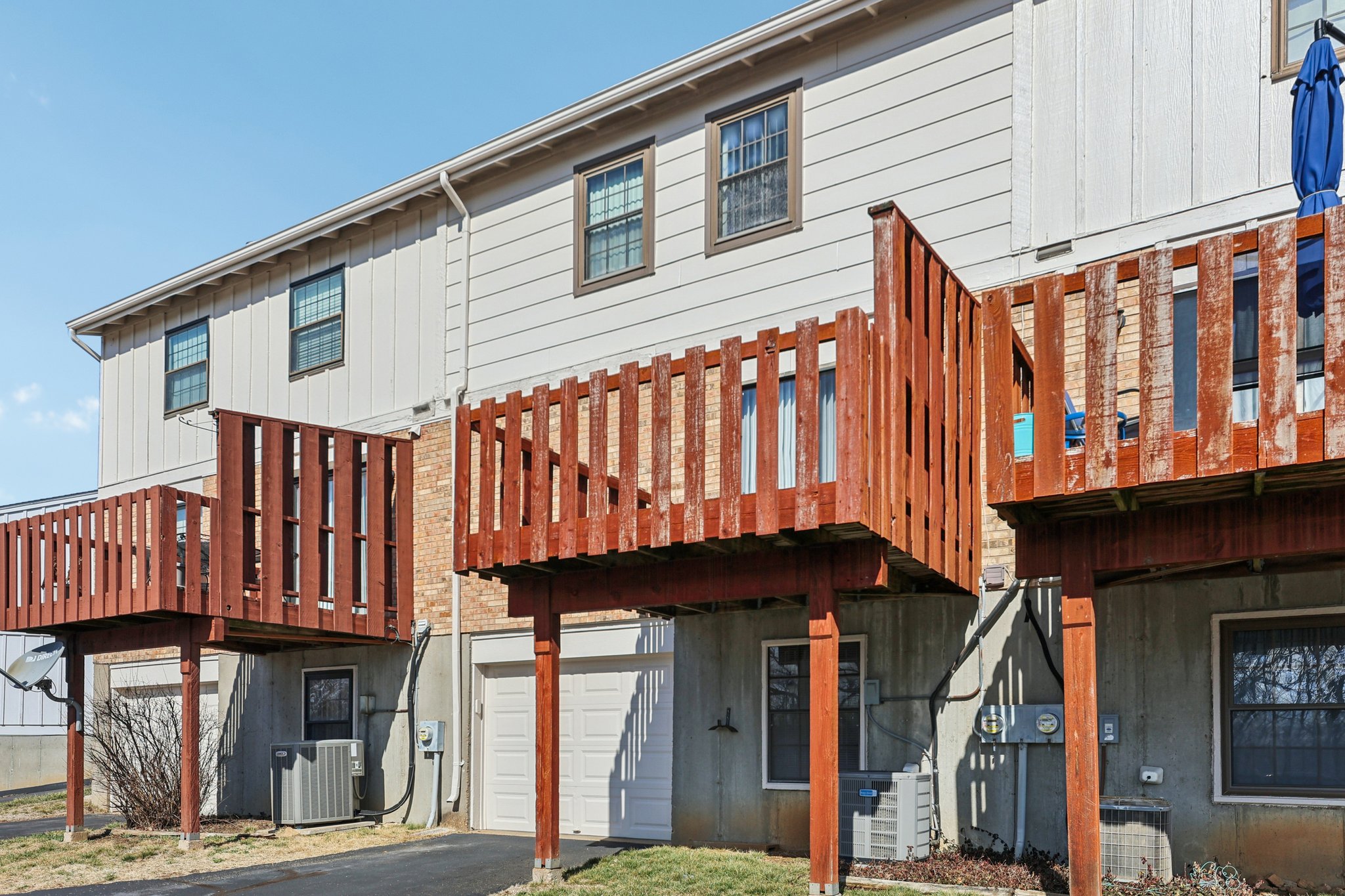 2369 Hidden Meadow Ln-S1702-037.jpg