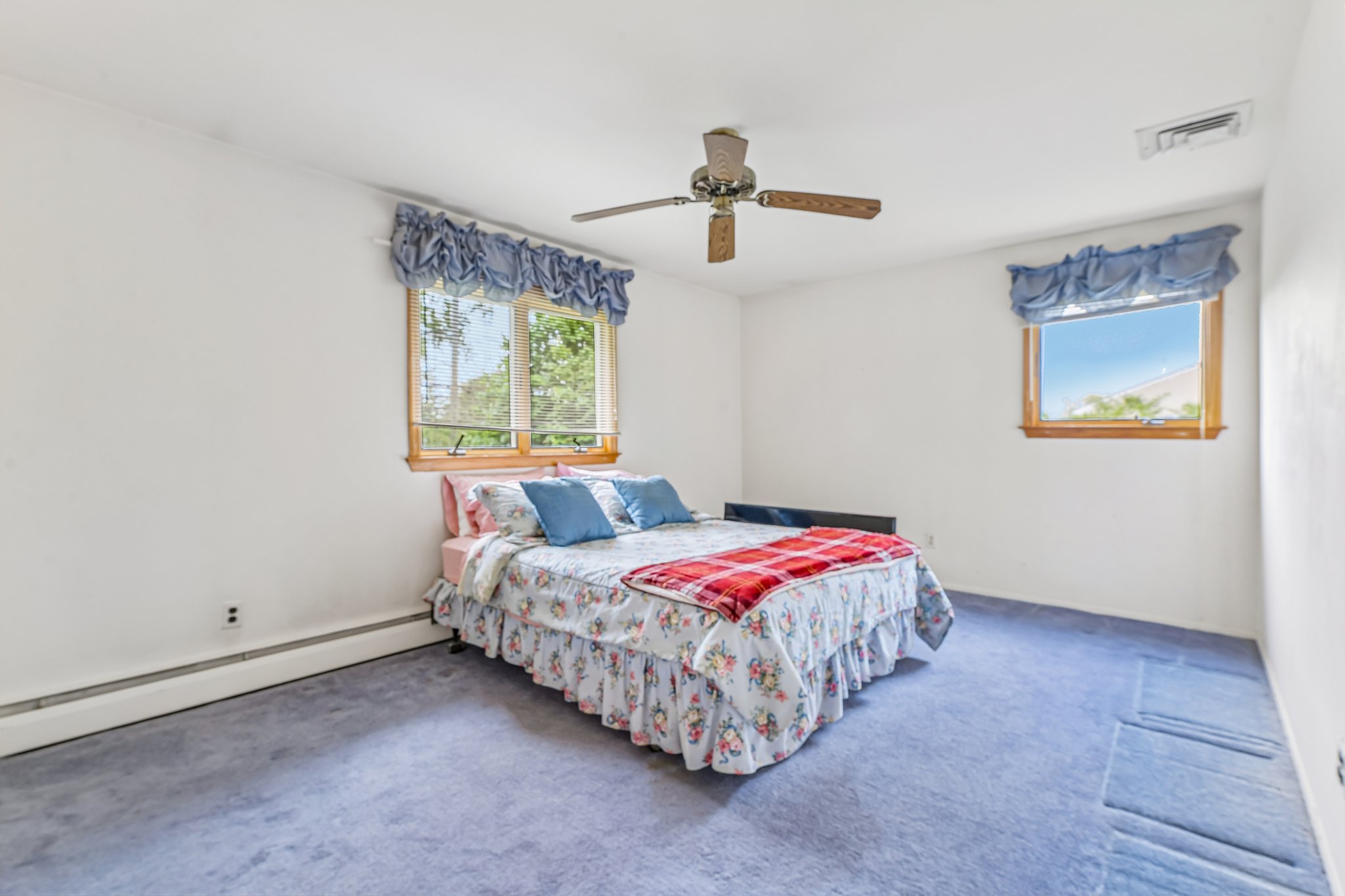 Cedar Rd-S1005-028.jpg