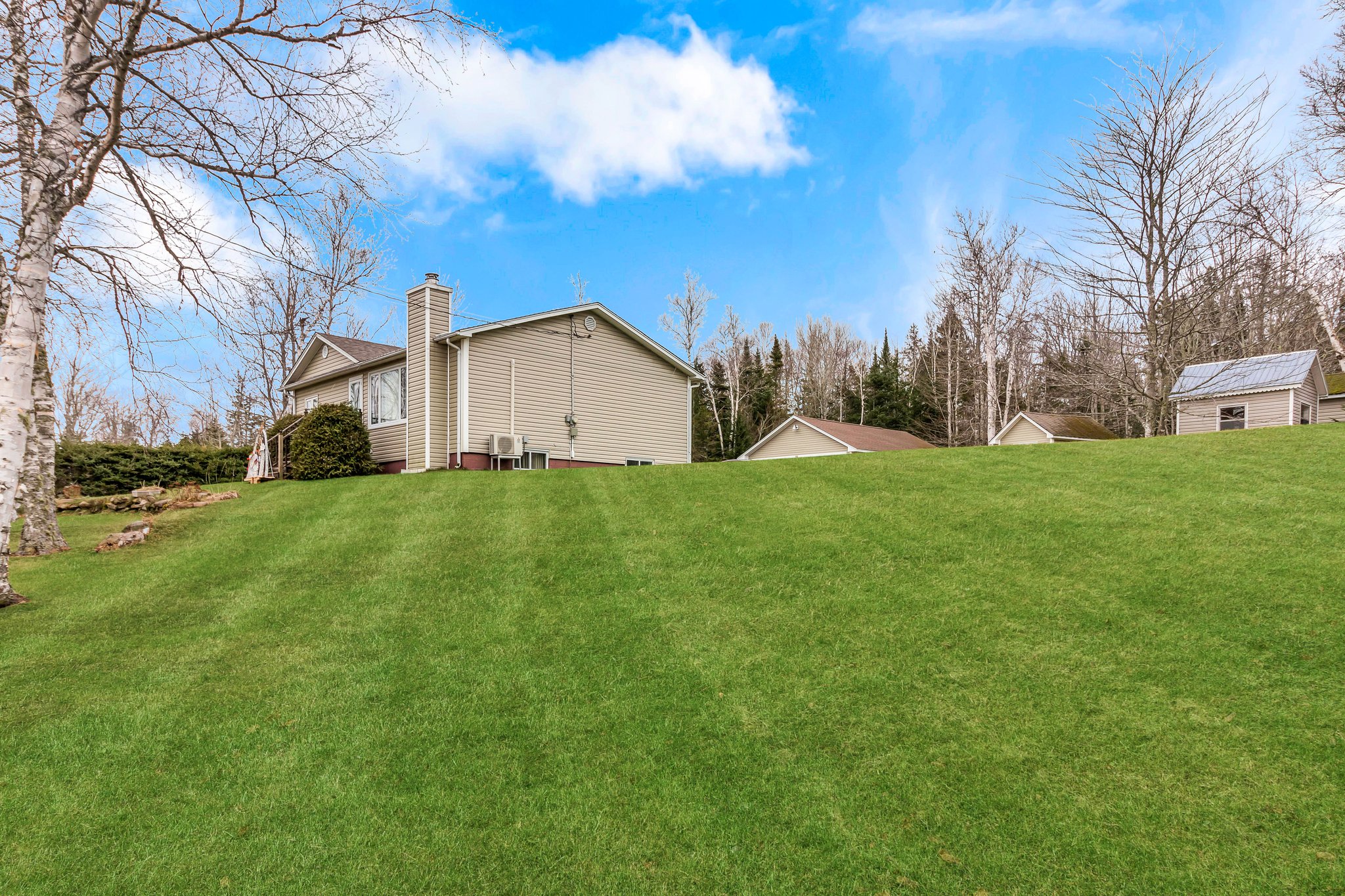 237 De L'Église Ave, SaintAntoine, NB E4V 3A3 PROPICSTA & MeasureMySpace