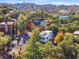 013_F8_AERIAL_237 Winding Way