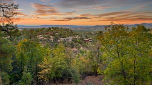 Lot Photo 2