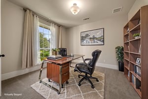 DSC09180 virtually staged.jpeg