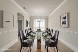 DSC09430 virtually staged.jpeg