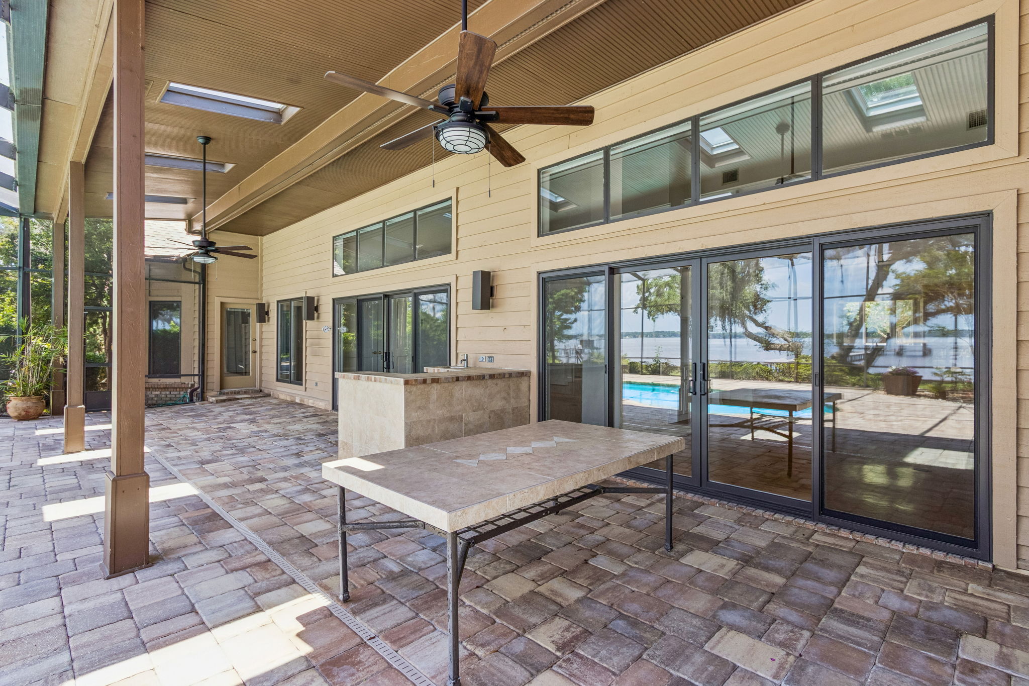 Lanai