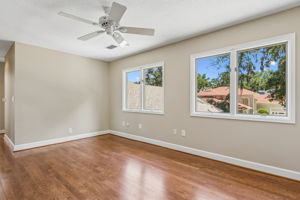 Bedroom/Office