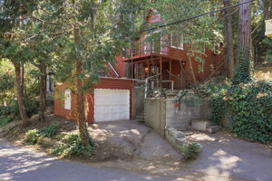  Photo 0