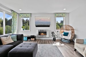Gas fireplace in Great room