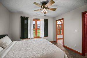  Photo 40
