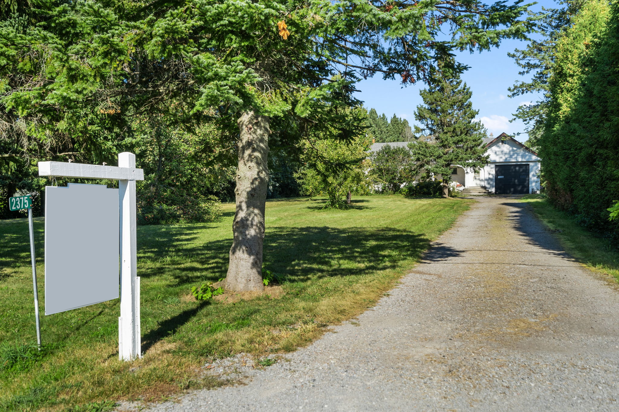2375 Hancock Rd Courtice, ON L1E 2M3