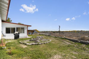  Photo 44