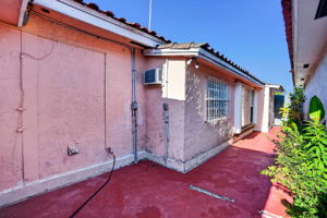  Photo 38
