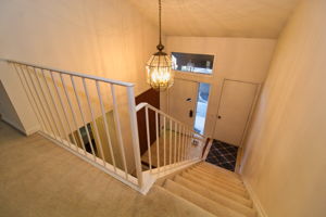 Stairs/Foyer