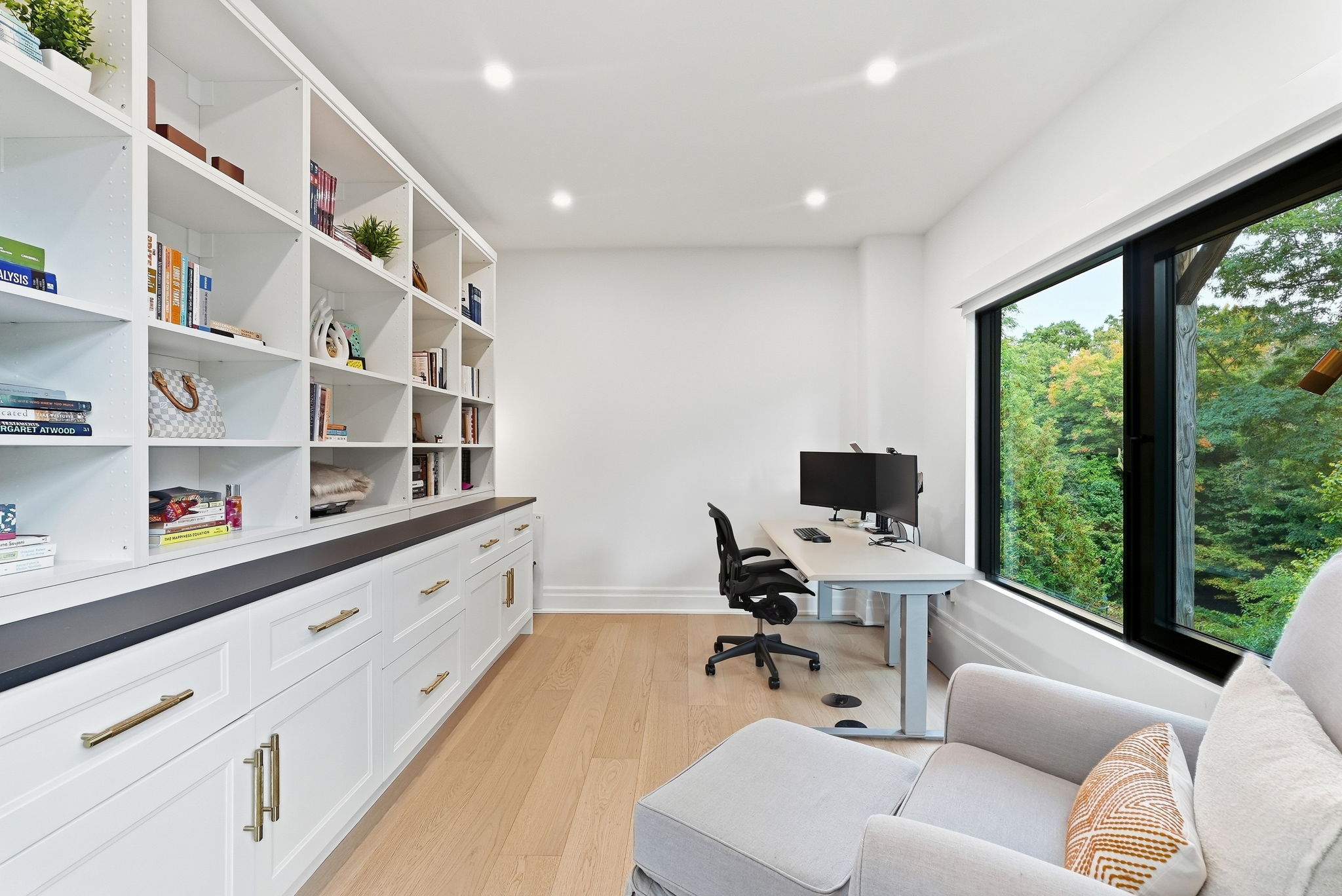  Photo 82