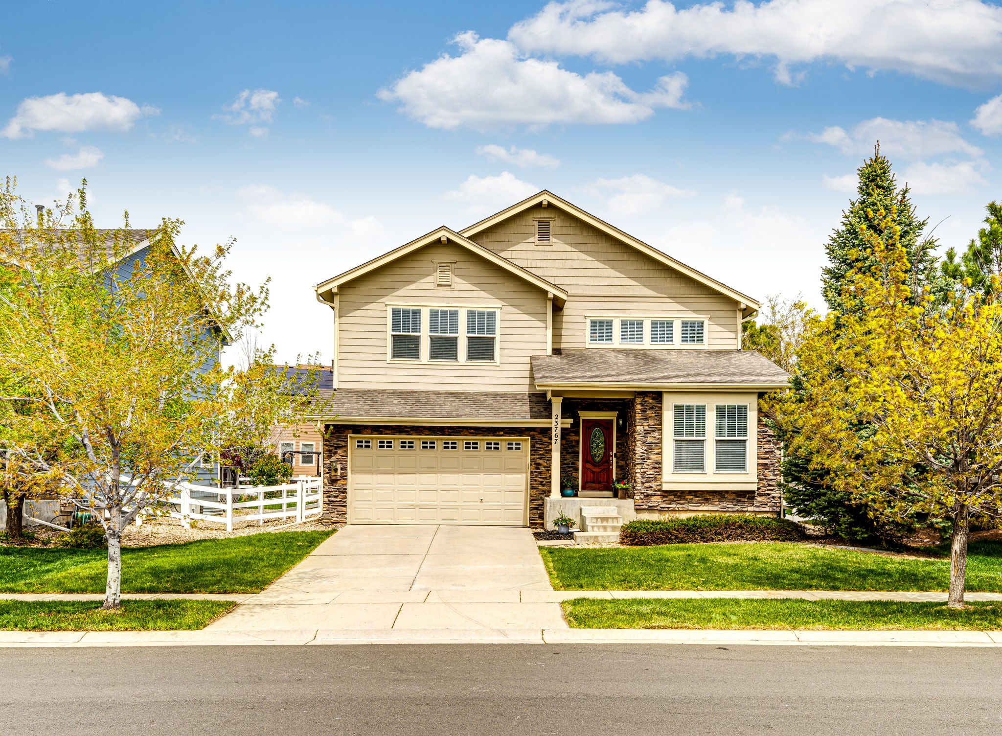 Must see this beautiful home located in the Murphy Creek Golf Course community in Aurora!