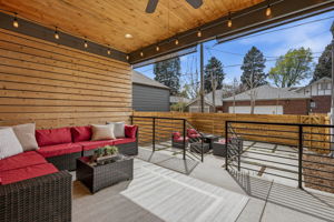  Photo 82