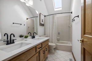  Photo 23
