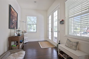 Front Door Int - 495A9961 (1)